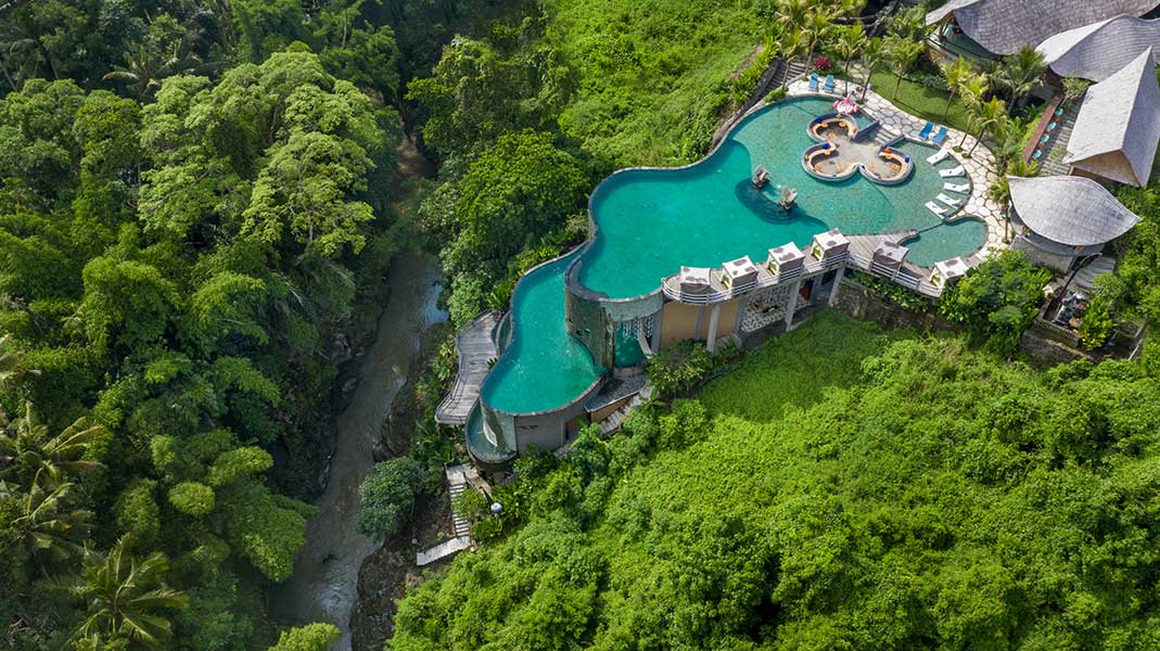 Telaga Singa Infinity Pool